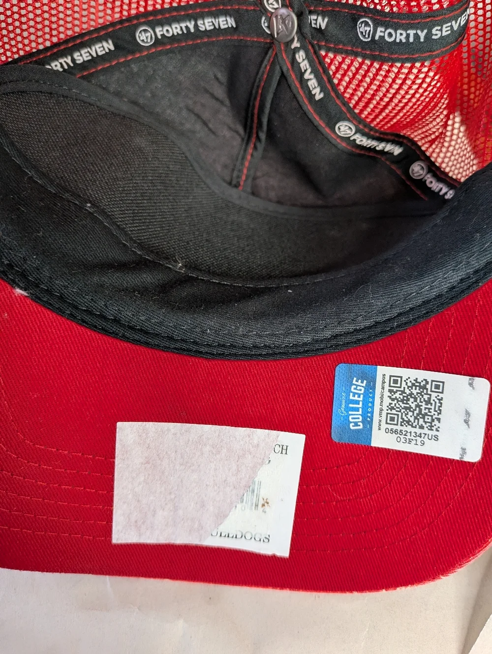 Georgia Bulldogs Red Floral Mesh Trucker Hat